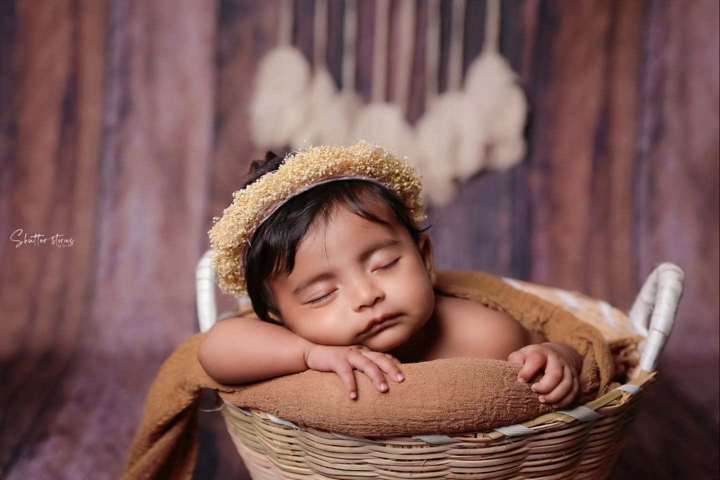 shutterstories_bysneha_1697877062_3218348517595486670_39672286033